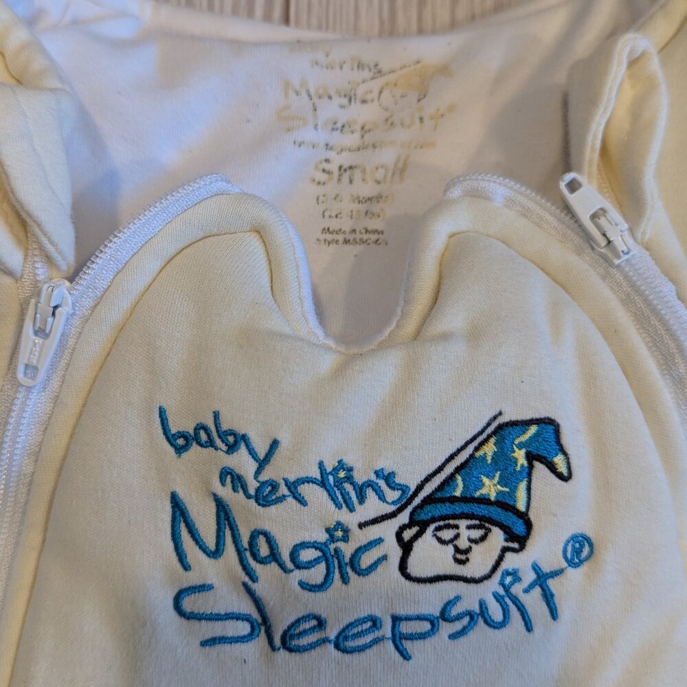 Merlin's Magic Sleepsuit - Picture 3 of 4